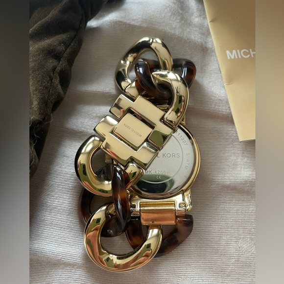 Michael MICHAEL KORS MK4266 Tortoise & Chain Link Watch - Picture 3 of 3
